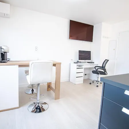 Experience Centre * Tours